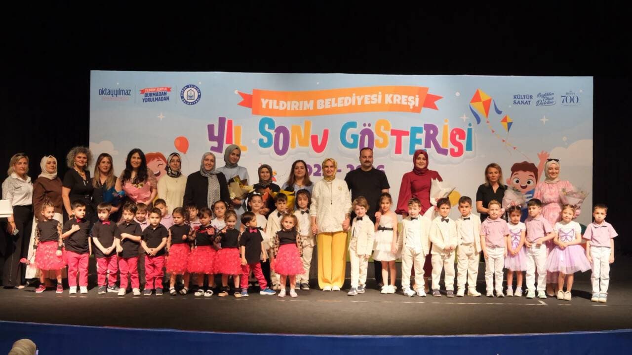 Bursa Yıldırım'da Minikler Mezuniyet Coşkusuyla Kep Attı