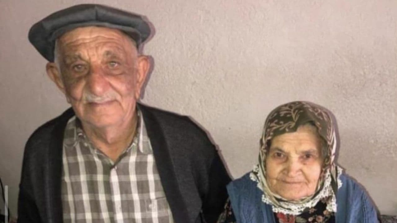 67 Yıllık Evli Çift, 6 Saat Arayla Hayatını Kaybetti