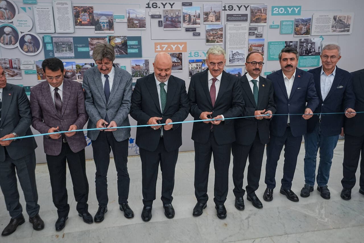 Bursa'nın Vakıf Mirası Kapsamlı Kitap ve Sergiyle Geleceğe Taşındı