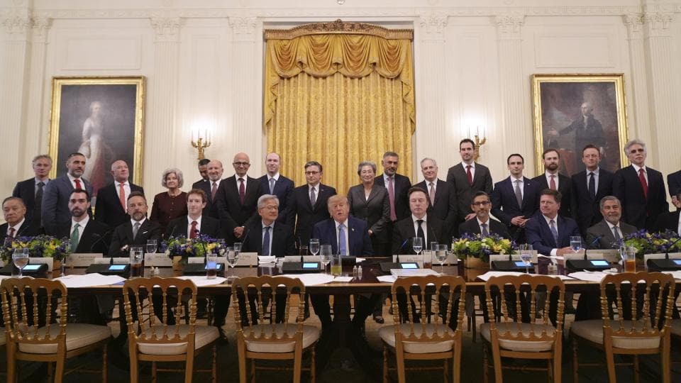 ABD Başkanı Trump, Yapay Zeka Devleriyle Beyaz Saray'da Bir Araya Geldi