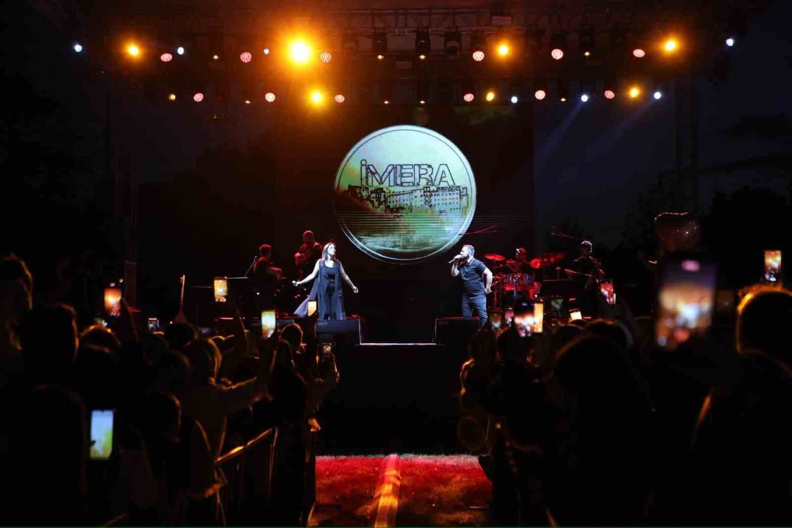 İnegöl 39. Uluslararası Kültür Sanat Festivali'nde İmera Sahne Aldı