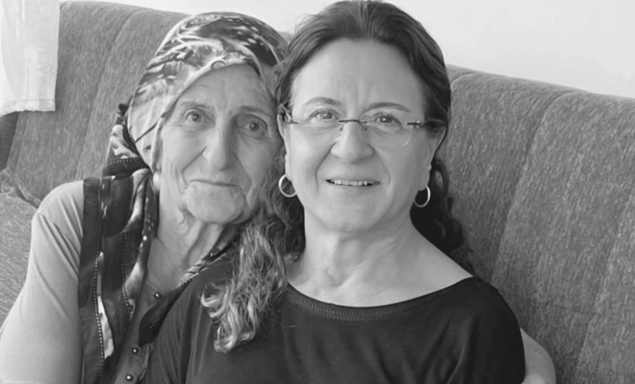 Nilüfer Belediye Başkanı Şadi Özdemir'in Kayınvalidesi Nurten Şener Vefat Etti