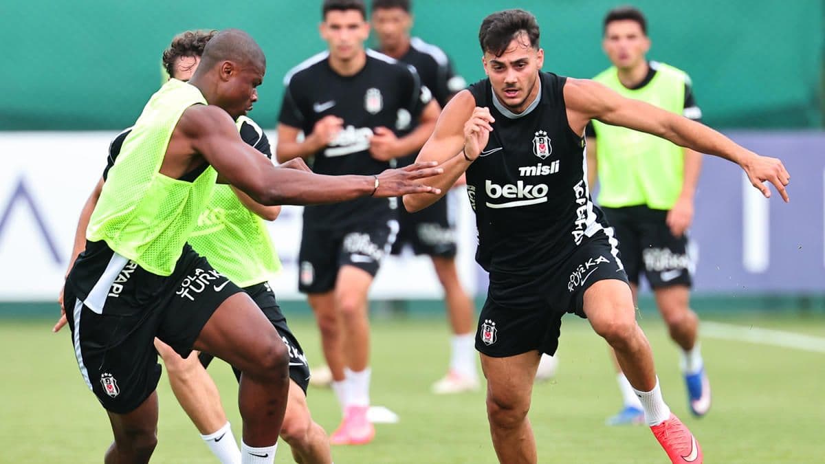 Beşiktaş, Midtjylland Rövanşı İçin Hazırlıklarını Sürdürüyor