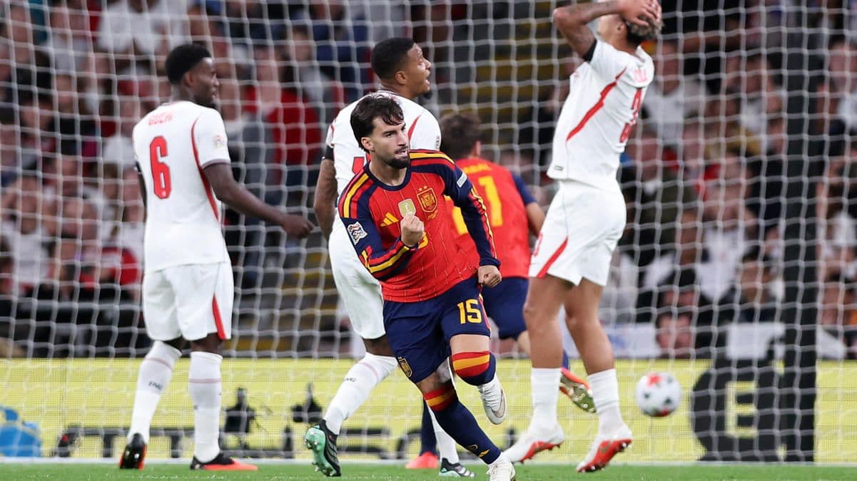 UEFA Uluslar Ligi: İspanya, İngiltere'yi Wembley'de 3-2 Mağlup Etti