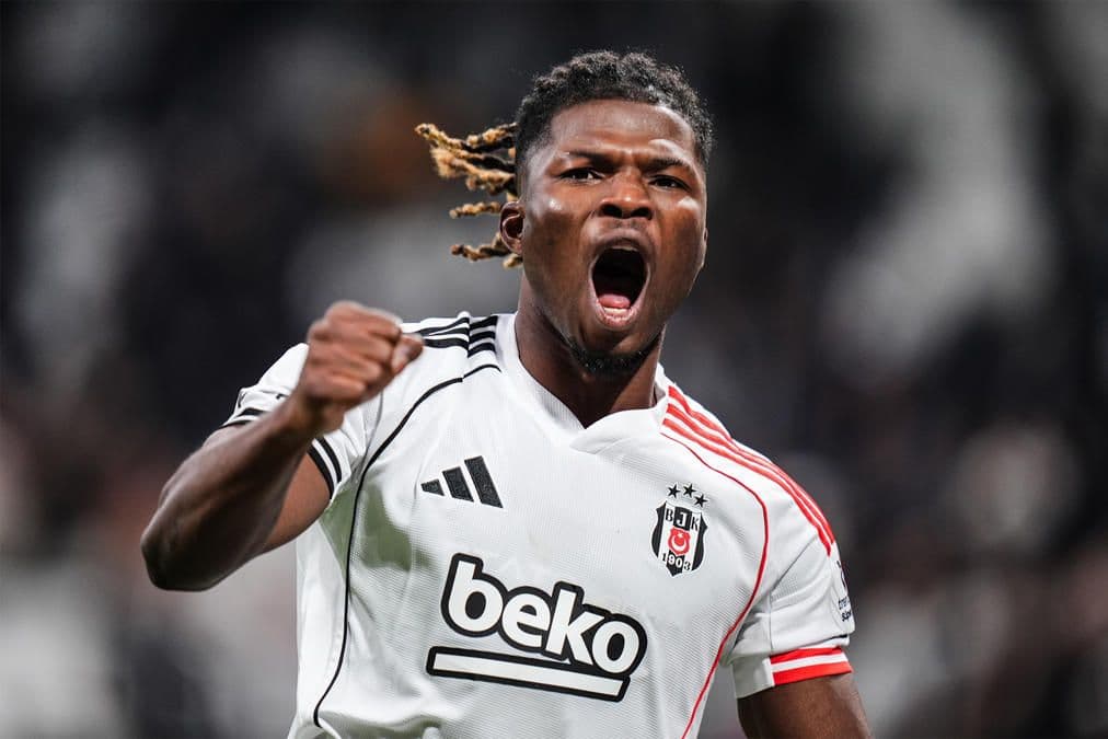 Beşiktaş'tan 6 Futbolcuya Veda: Salih Uçan ve Kiralık Oyuncular Ayrıldı