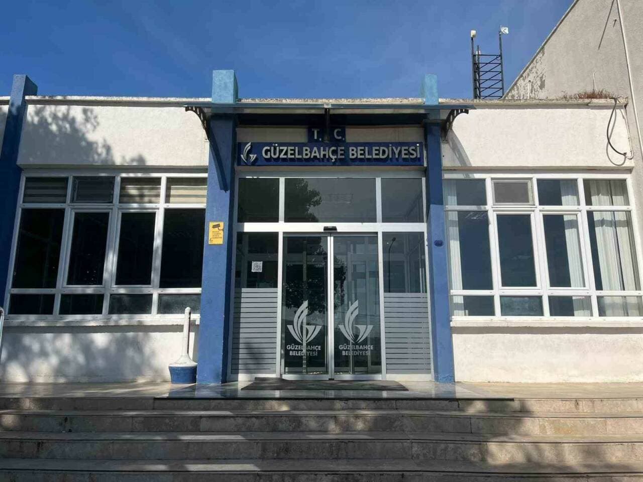 İzmir Güzelbahçe Belediyesi'ndeki Rüşvet Soruşturmasında İkinci Dalga: 4 Kişi Gözaltına Alındı