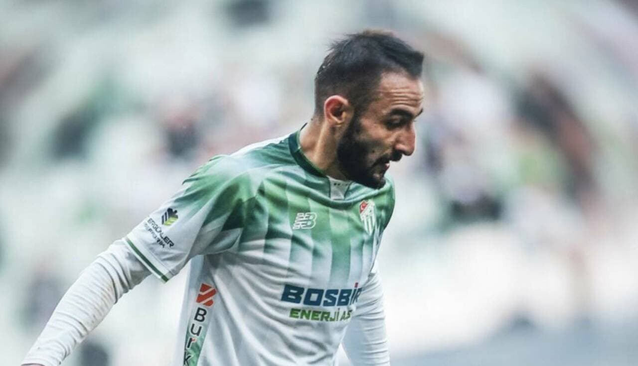 Bursaspor Başkanı Çelik, Hamza Gür'e yeni adresini işaret etti: Pilot takım