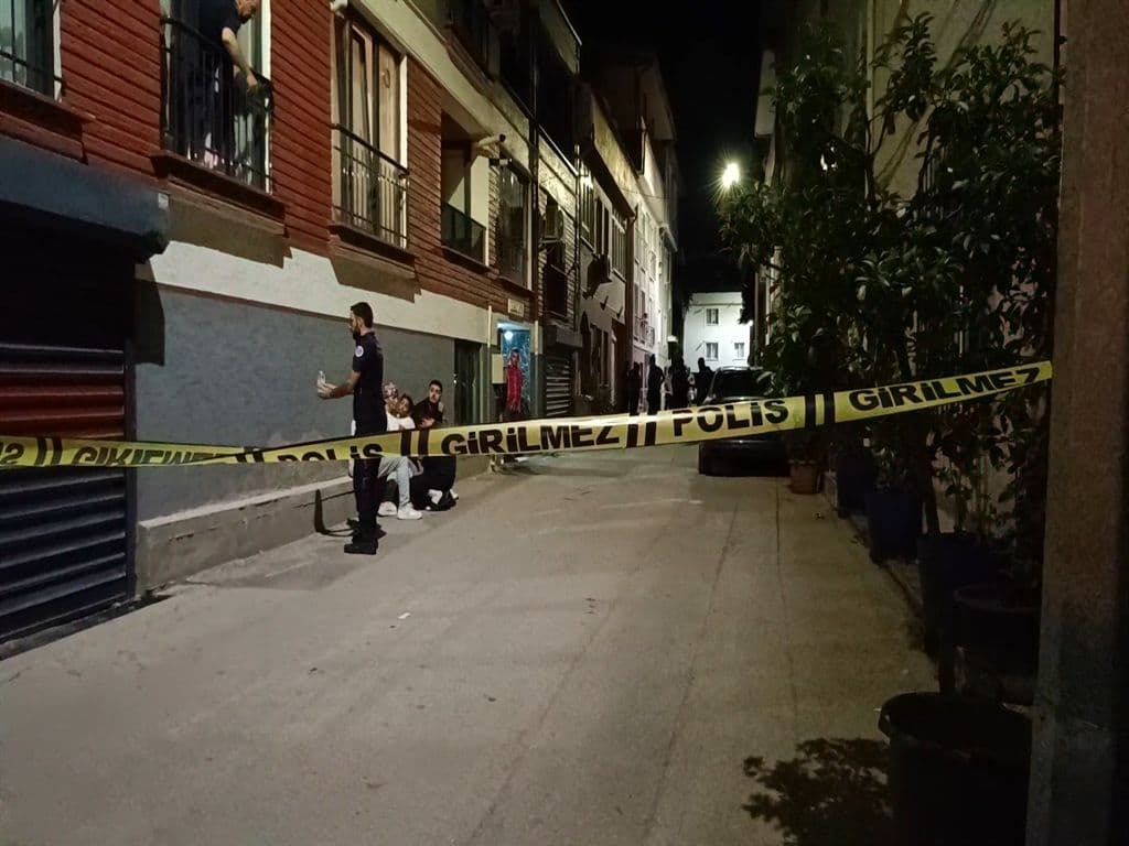 Bursa'da Şüpheli Ölüm: Balkondan Düşen Kadının Eşi Tutuklandı