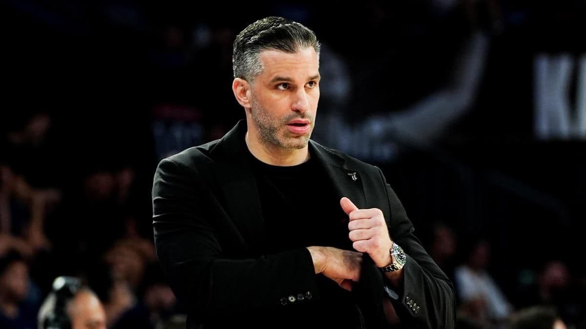 Beşiktaş Koçu Alimpijevic'ten Taraftara Kritik Çağrı: 'Salonu Dolu Görmek İstiyorum'