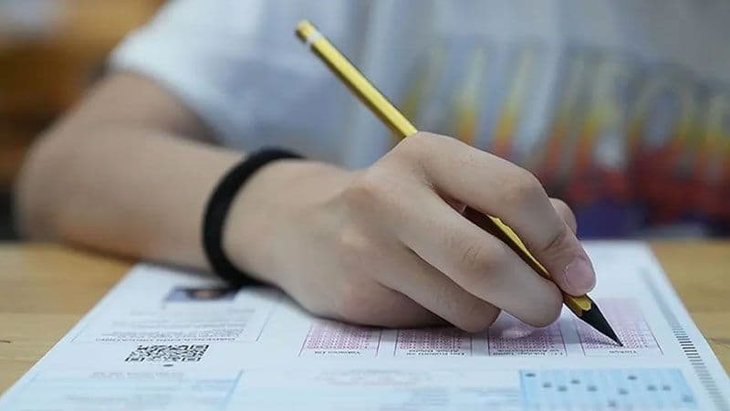 Bakan Çiftçi'den YKS Açıklaması: 2.4 Milyon Aday İçin Kapsamlı Önlemler Alındı