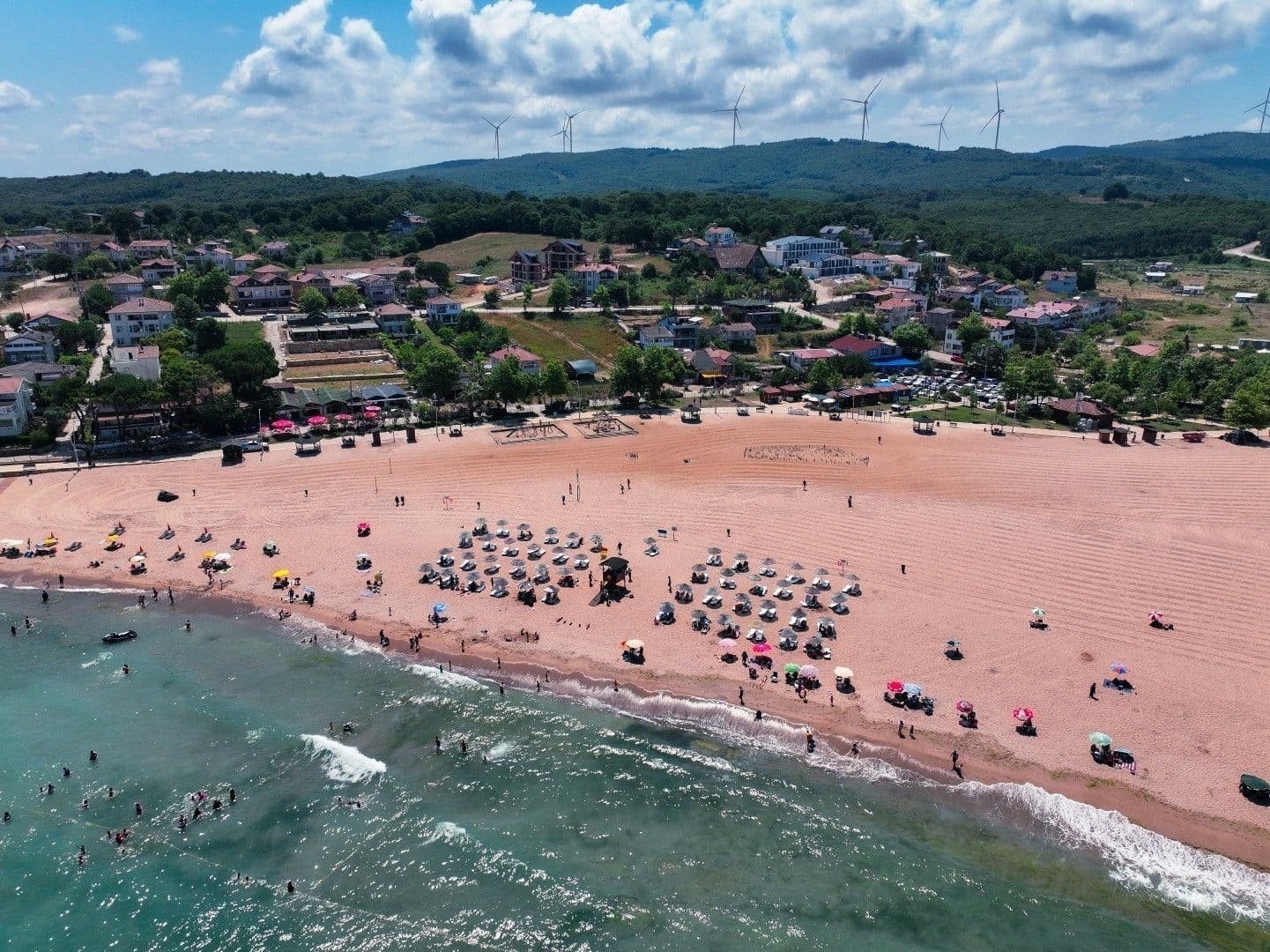 Kandıra'da Olumsuz Hava Şartları Nedeniyle Denize Giriş Yasağı